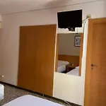 Hotel Iris