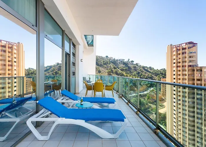 Gran terraza privada con vistas espectaculares - Torre Lúgano