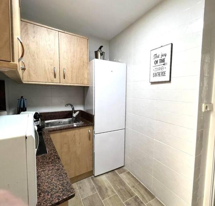 Apartamento Céntrico Y En Primera Línea De Playa Apartamento *