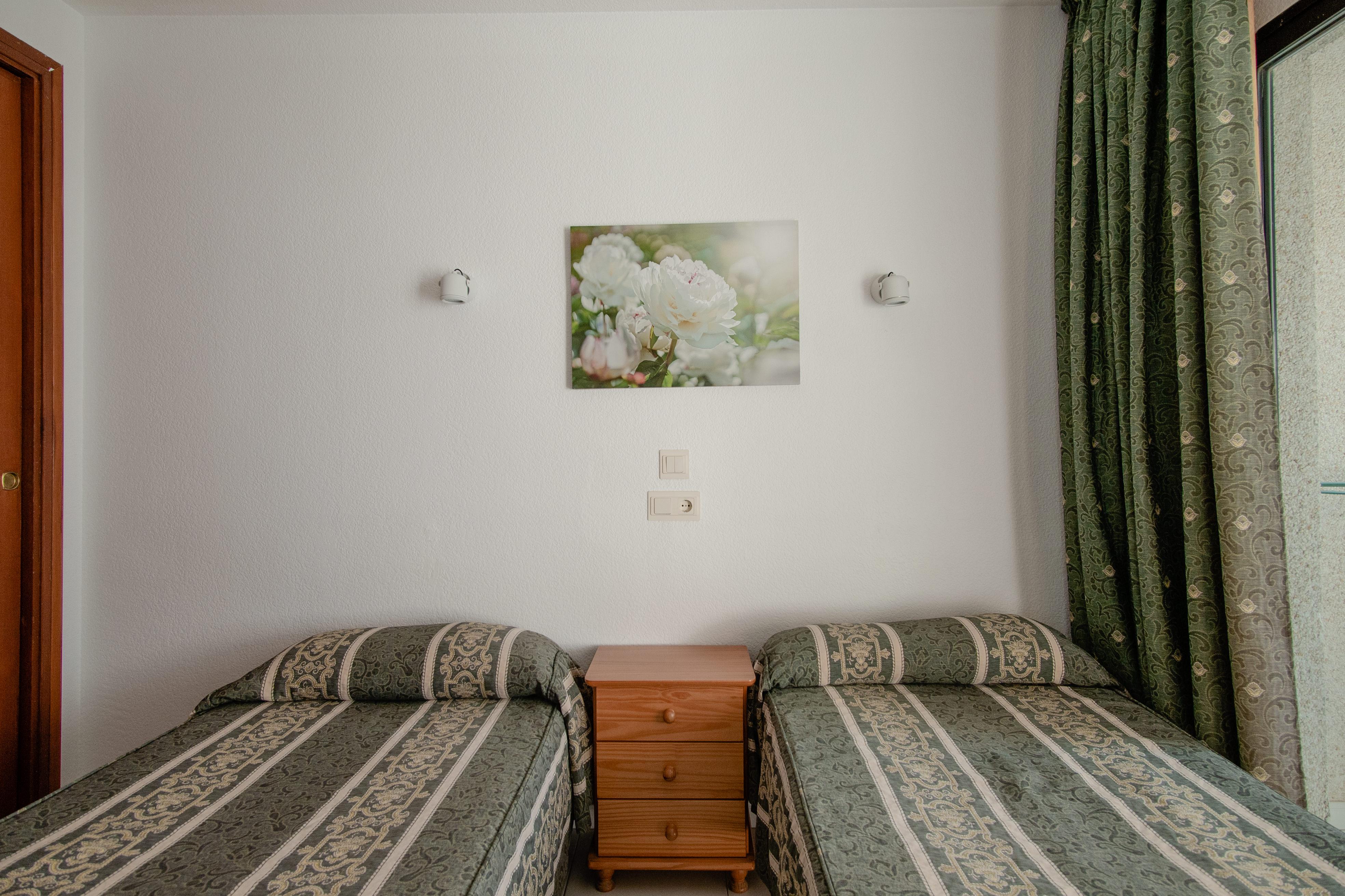 Luxmar Apartahotel