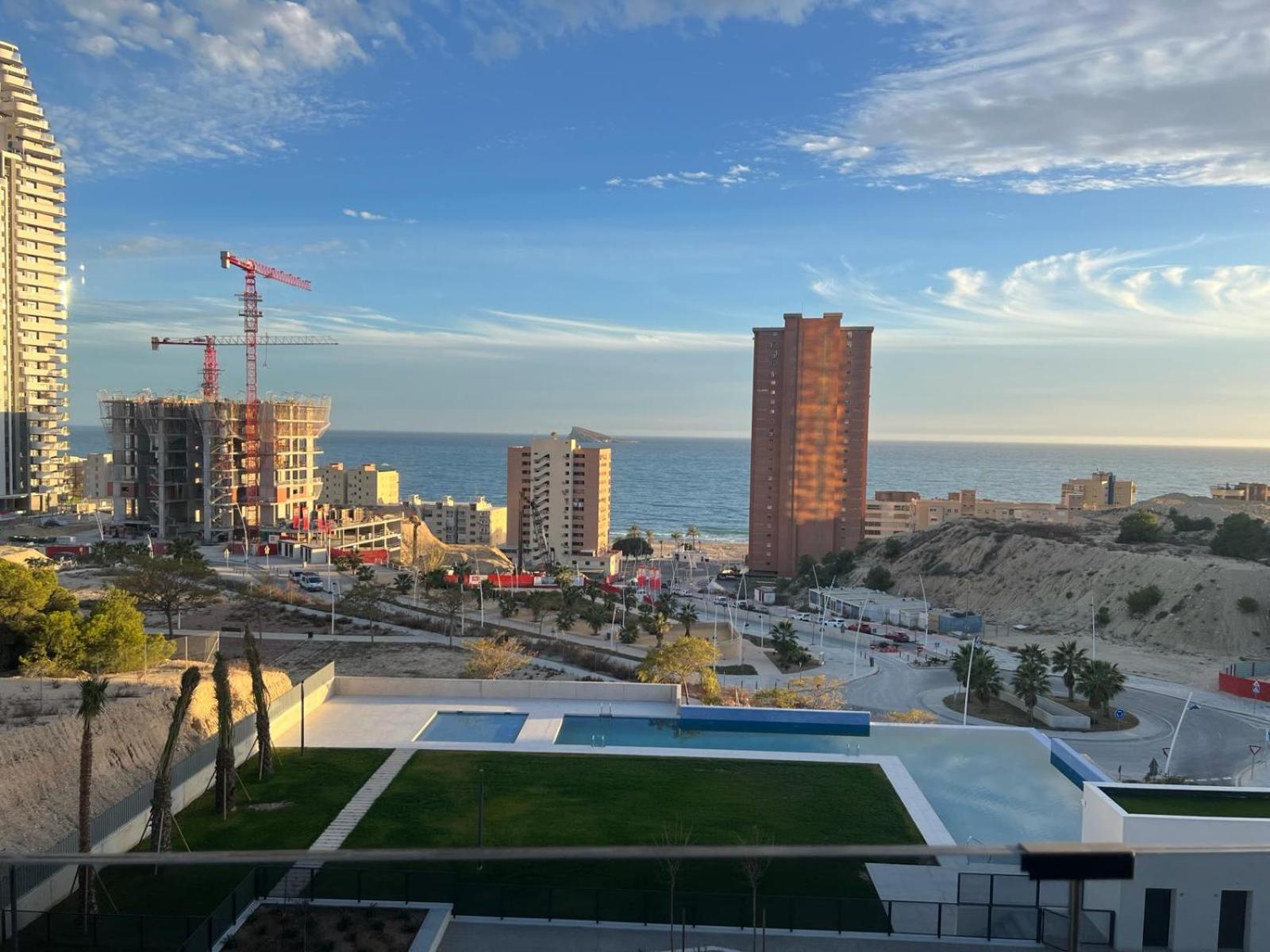 Coqueto Y Acogedor Piso En Poniente Apartamento *