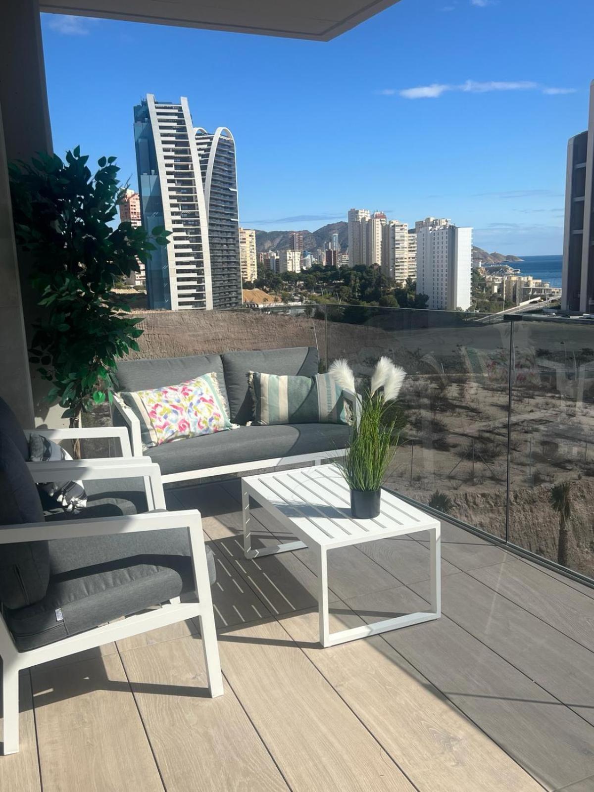 Coqueto Y Acogedor Piso En Poniente Apartamento *