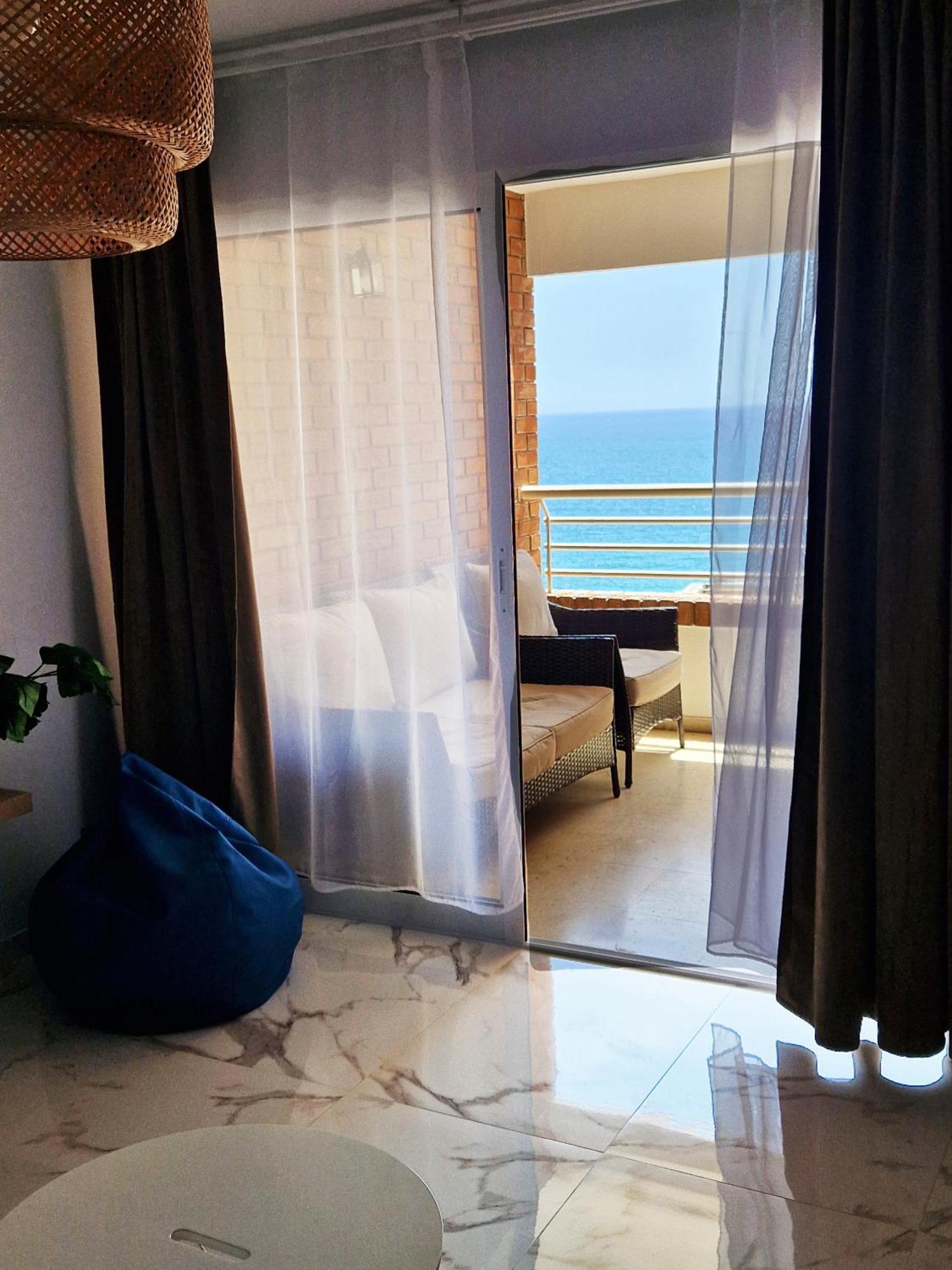 Benidorm, Playa Poniente, Con Vista Al Mar Apartamento *