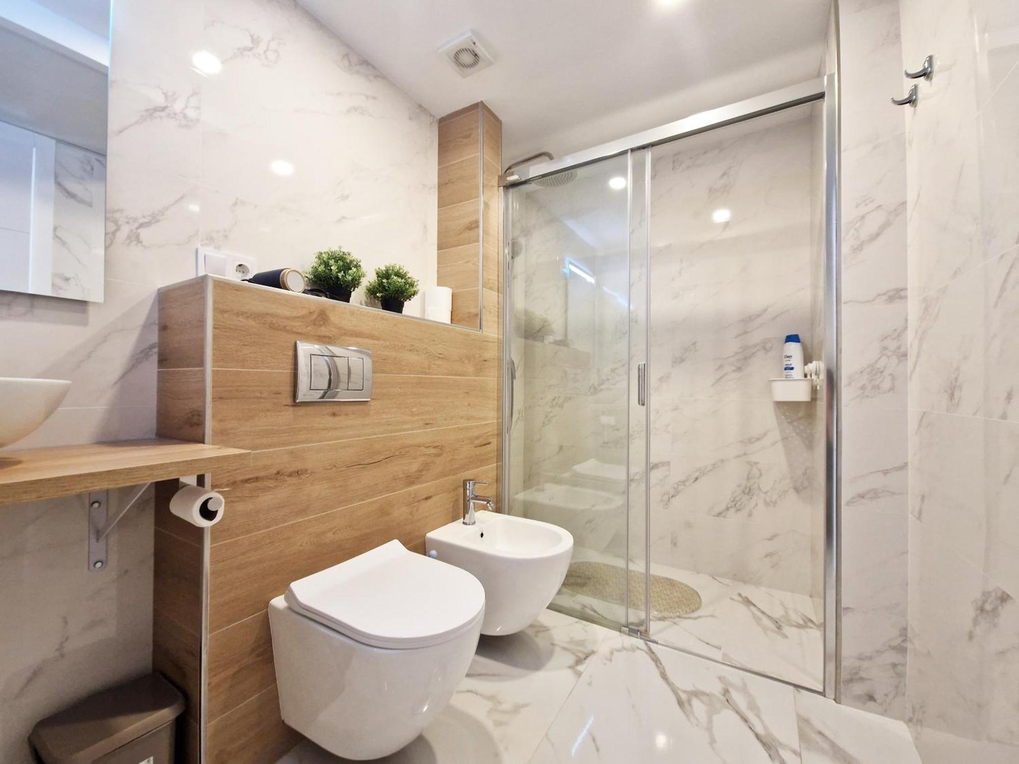 Apartamento Benidorm, Playa Poniente, Con Vista Al Mar *