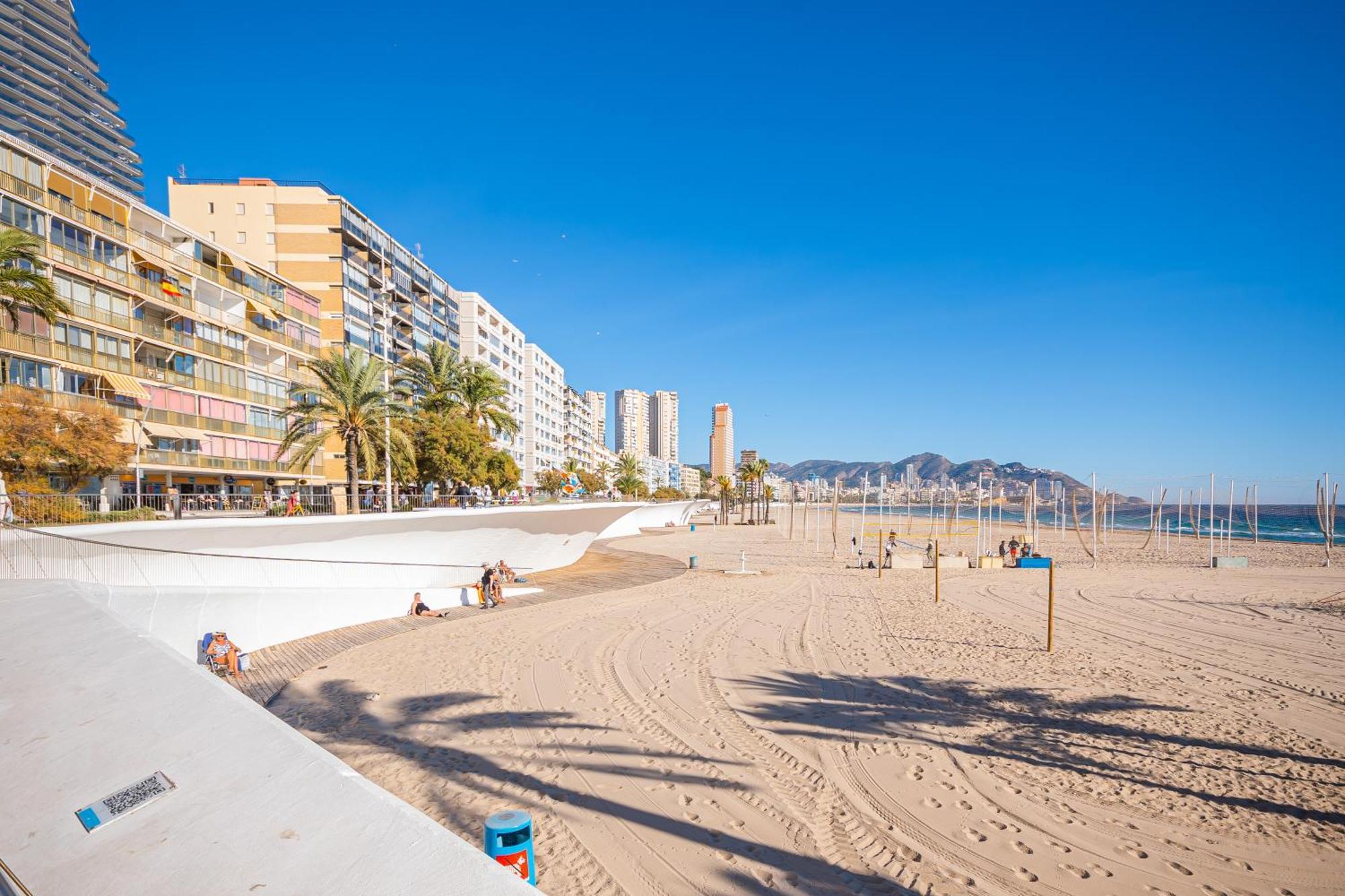 Vacaciones Playa Poniente * Benidorm