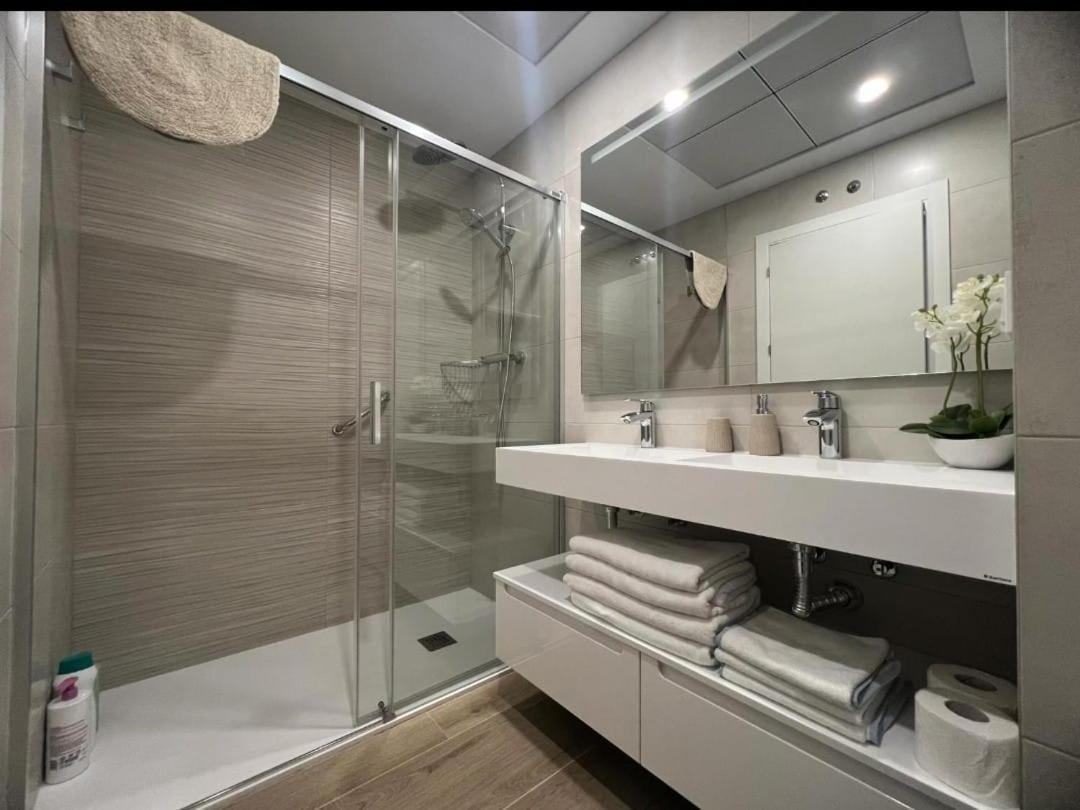 Coqueto Y Acogedor Piso En Poniente Apartamento *