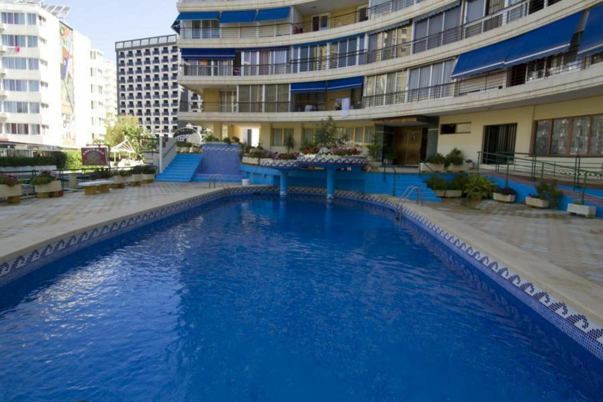In Benidorm, Alicante 103097 By Mo * Benidorm