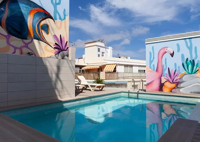 Apartamentos Mayal con Piscina