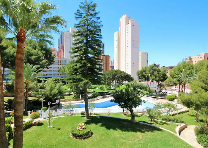 Playmon Park 8-10