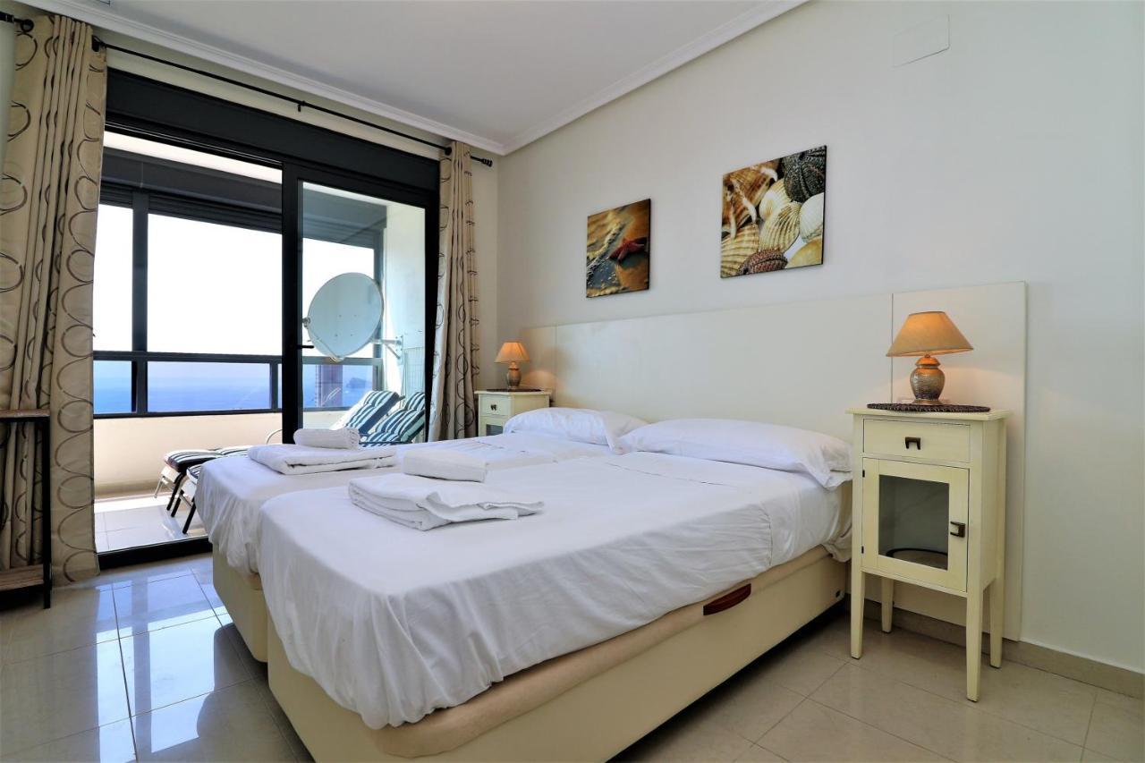 One Bedroom At 300 M Away From The With Sea View Shared Pool And Enclosed Garden *