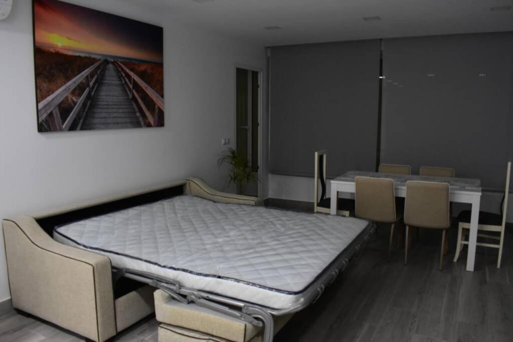 Precioso Apartamento Con Piscina En Apartamento Benidorm