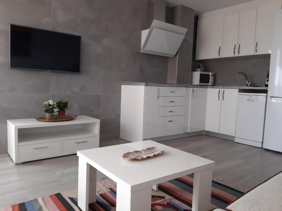 Precioso Apartamento Con Piscina En Apartamento Benidorm
