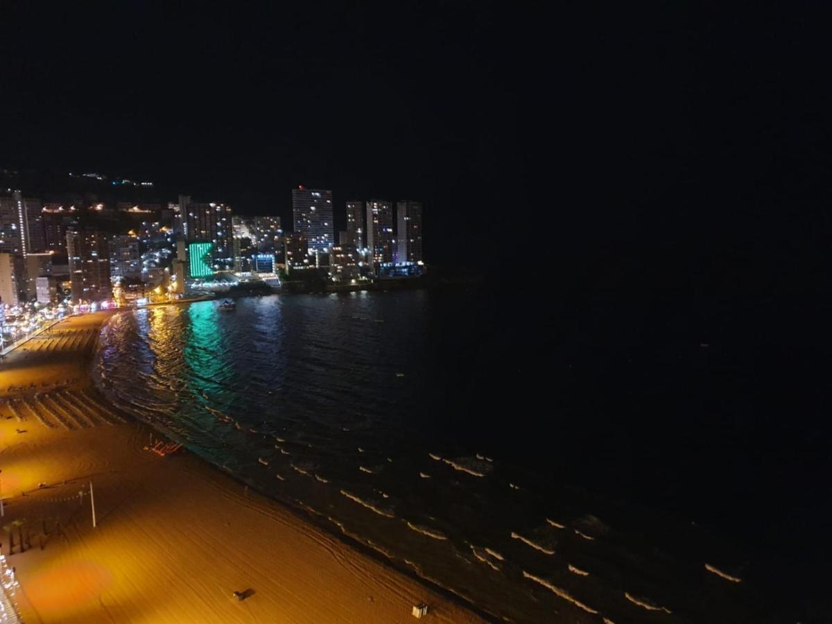 Damas - 23 B, Primera Linea, Playa Levante Apartamento Benidorm