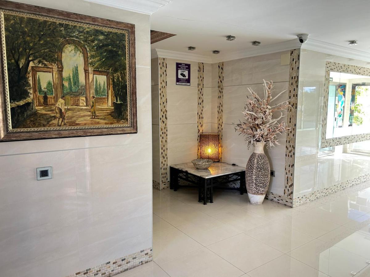 Domo 5e With Pool Apartamento