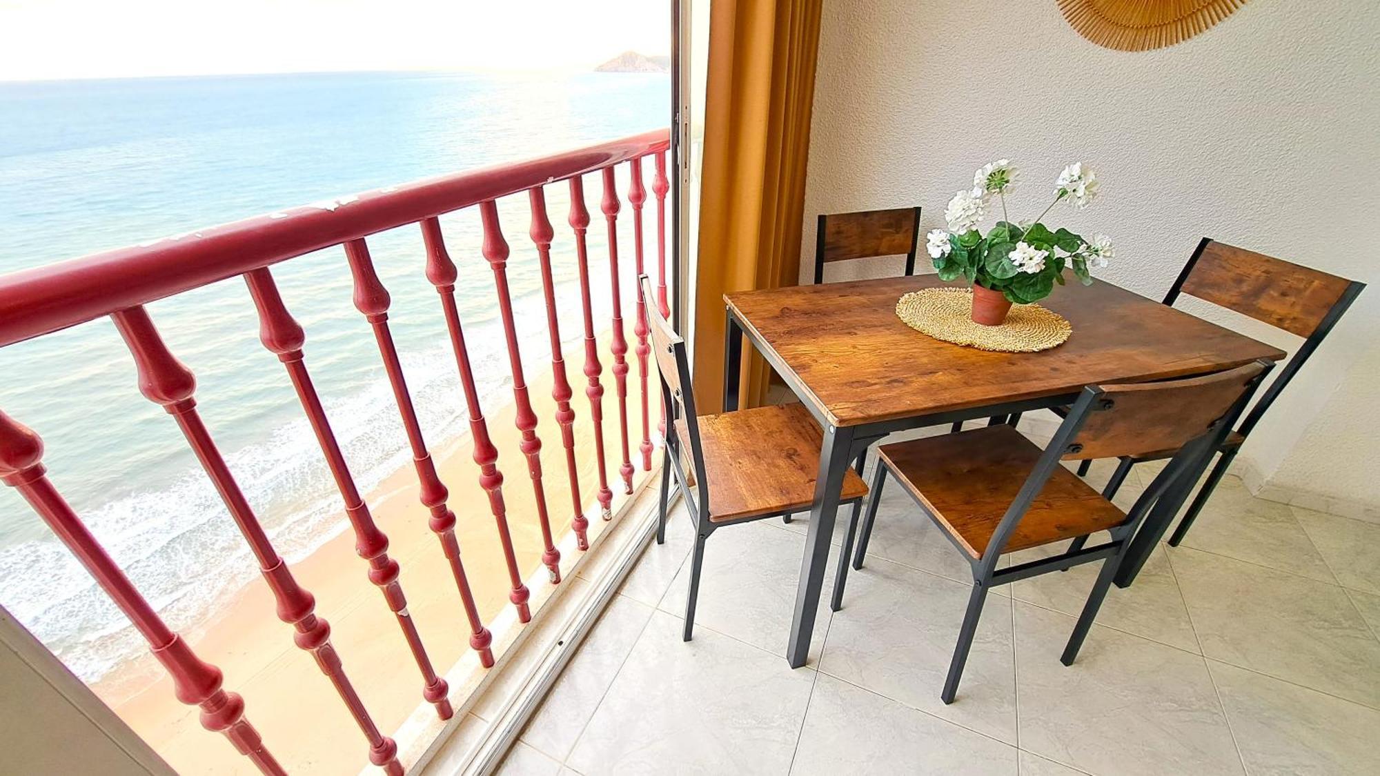 Apartamento Damas - 23 B, Primera Linea, Playa Levante Benidorm