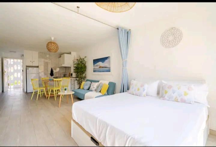 Bonito Piso Levante Apartamento