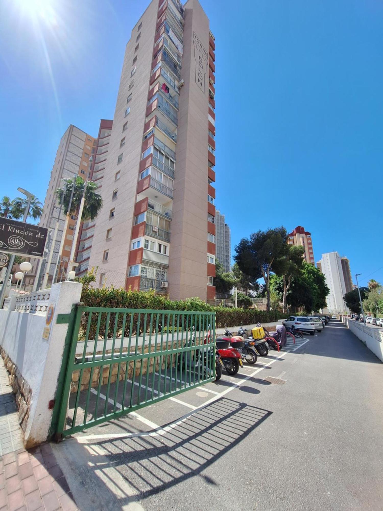 Apartamento Beautiful 2 Bedrooms Aparatament Benidorm