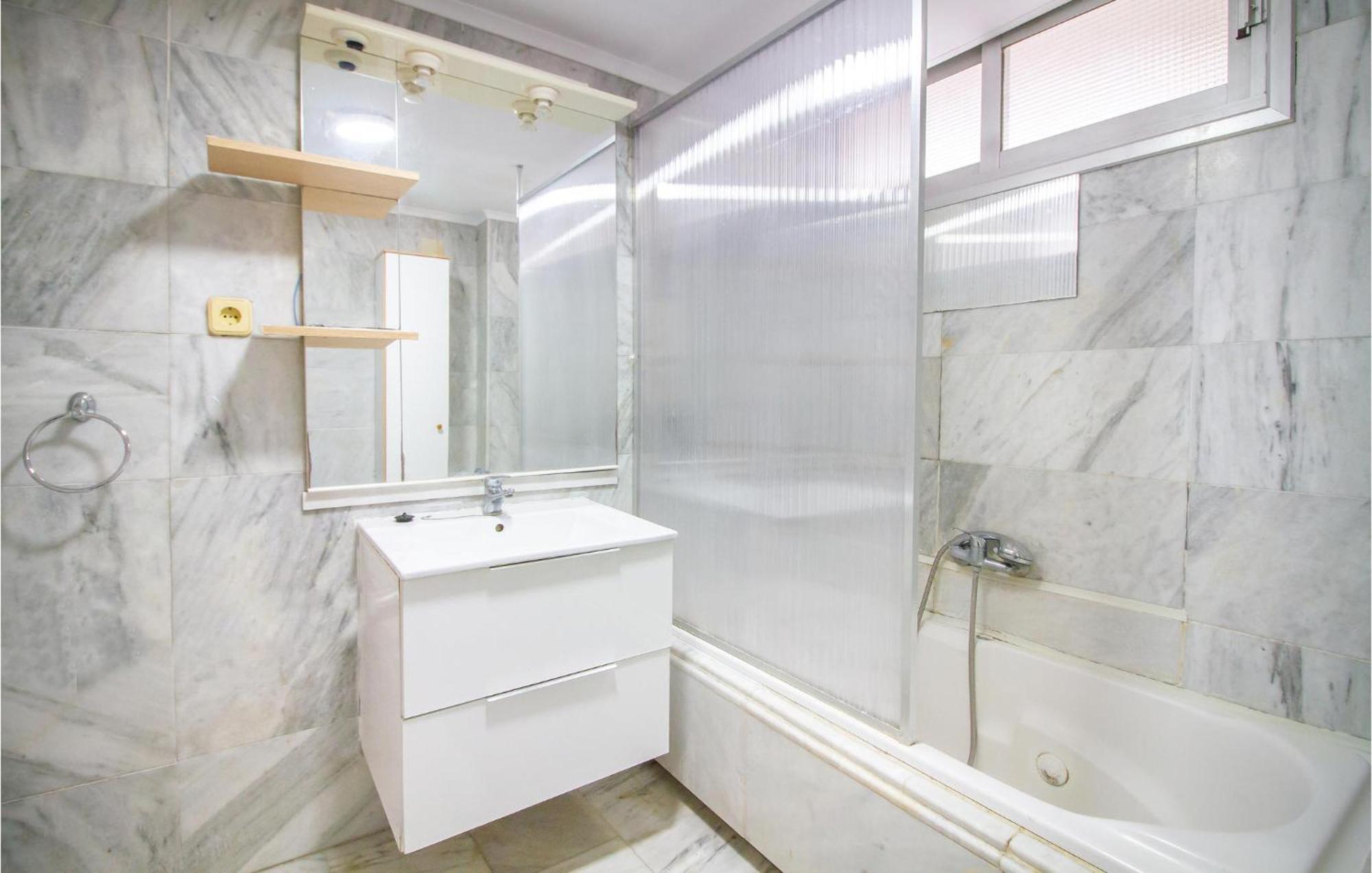 Apartamento 2 Bedroom Cozy In