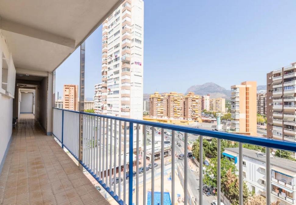 Familias En Edificio Acacias *