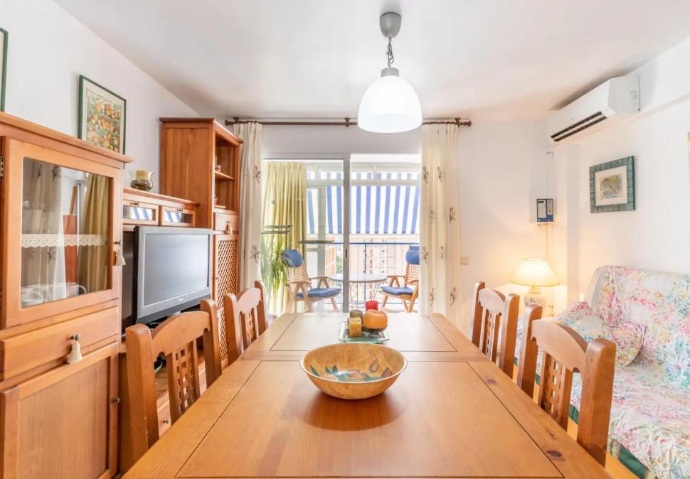 Apartamento Familias En Edificio Acacias *