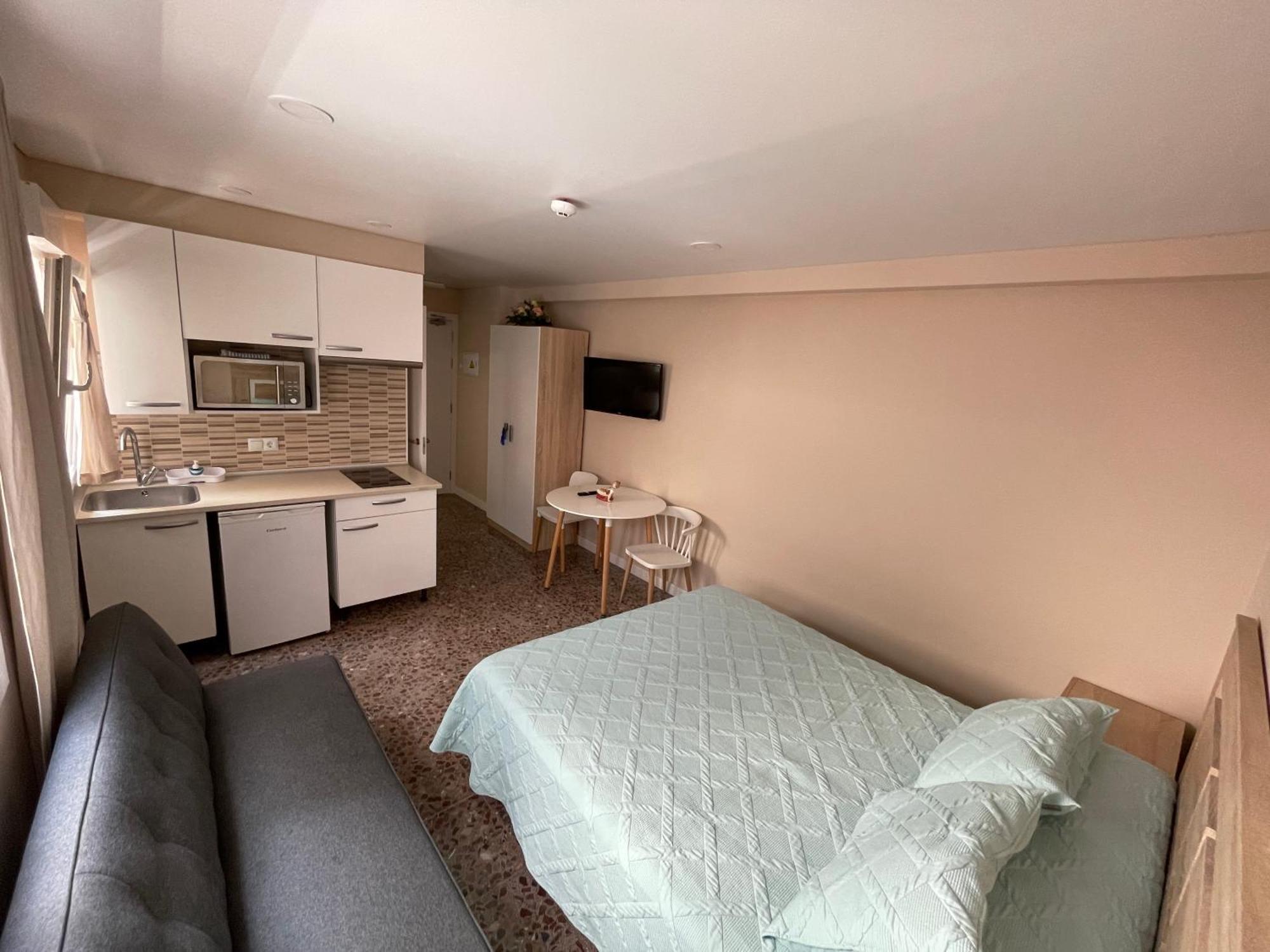 Pelicano Apartahotel