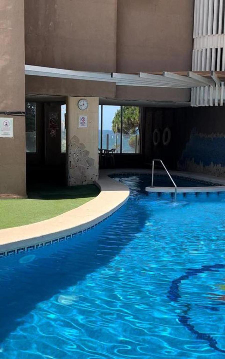 Azure Oasis Apartamento