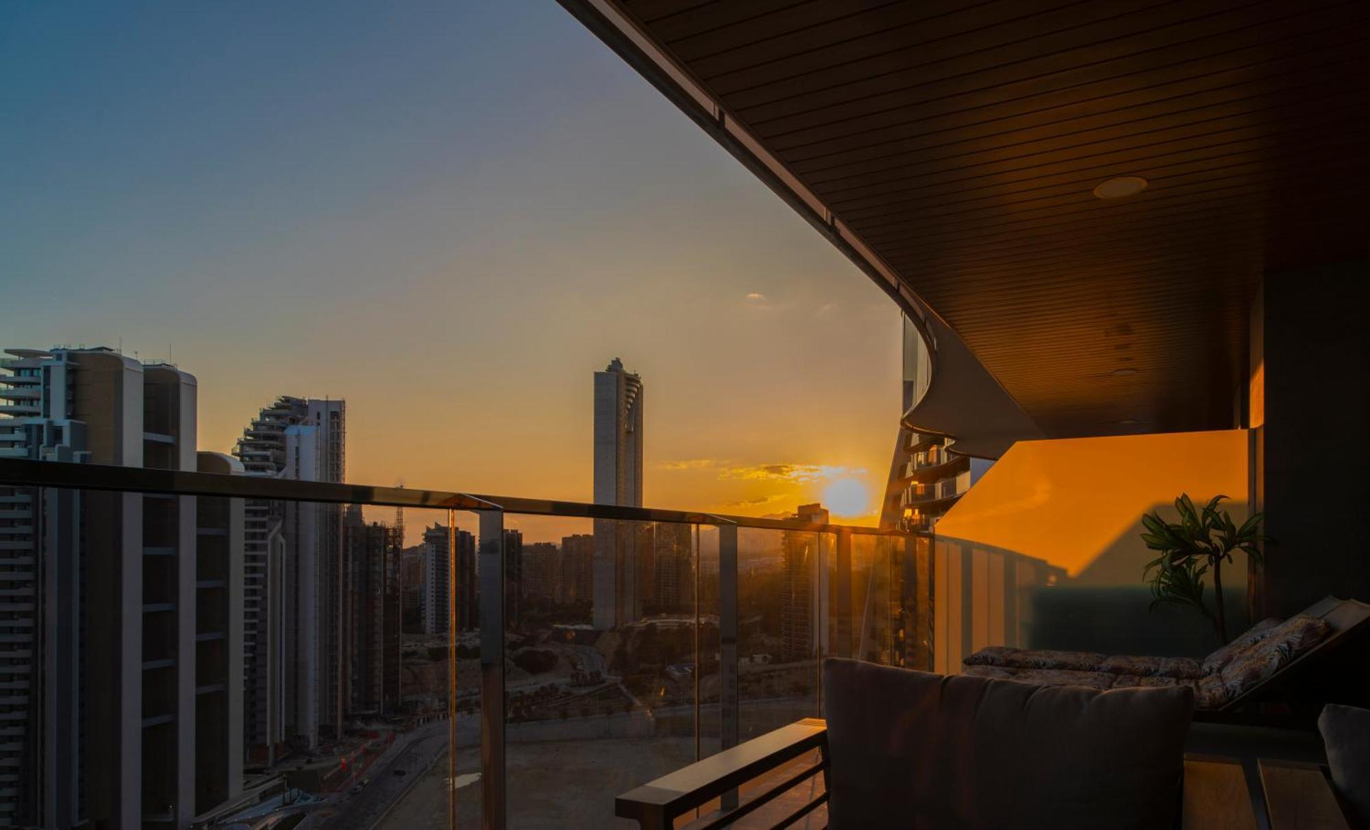 Seventh Heaven - Sunset Waves Apartamento