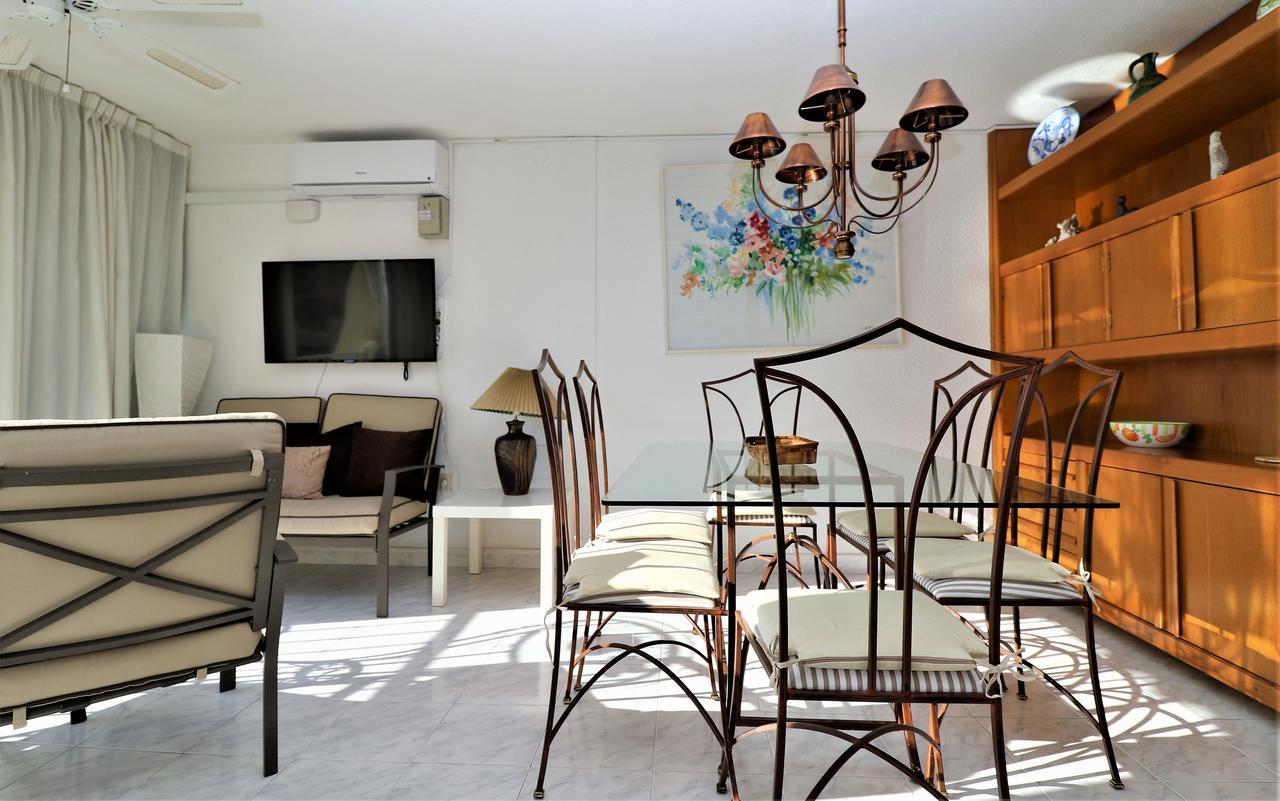 Playmon Park 8-10 Apartamento