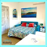 Tu Loft Ideal frente al Puerto by Molinaptos