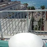 Apartamento Giner, muy centrico, soleado, en pleno casco historico, frente la playa de levante, a unos pasos, con vistas al mar