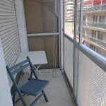 Cosy Flat With Pool Access