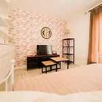 Apartamento con terreno privado - a 800m de Playa Poniente