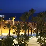 Apartamento BENIDORM primera linea playa