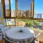Gerona Apartment On The Strip With Pool & Parking