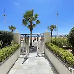 Tor Maraya Seafront Levante Views