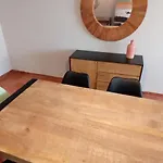 Apartamento Alteanos, centrico y confortable, soleado, con piscina y jardines, tenis, parking exterior comunitario, y la playa andando 10 min
