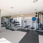 Sunset Drive Resort Apartment 9-18 Poniente Beach