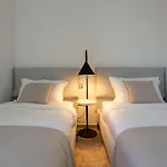 Intempo E3 Apartment