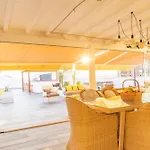 FANTÁSTICO ÁTICO con ENORME TERRAZA y CHILL OUT