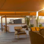 FANTÁSTICO ÁTICO con ENORME TERRAZA y CHILL OUT