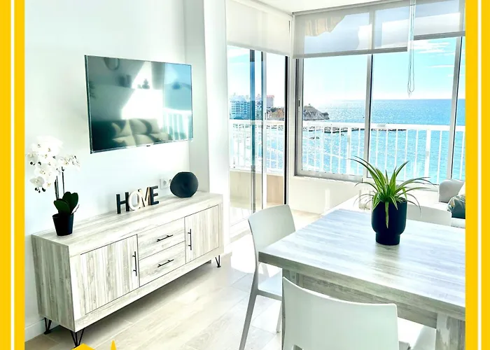 Apartamento Poniente 8 en Primera Línea de Playa by Molinaptos