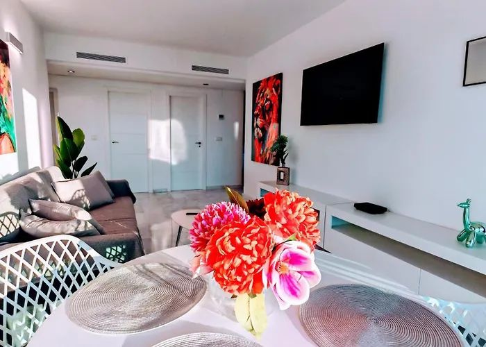Skyline Floor 28 Sea Views
