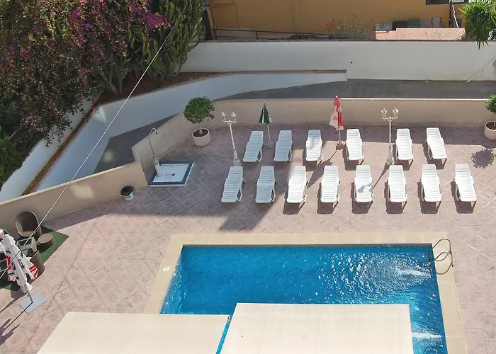 Portofino II Apartments