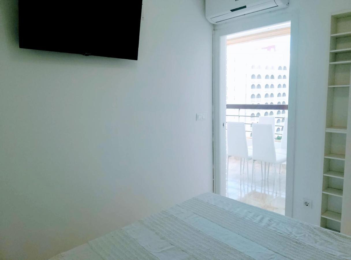 Acuarium Holidays Apartamento *