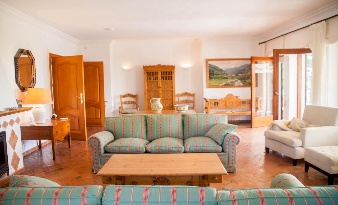 Altozano With Pool, Barbeque, Large Garden,&fantastic Sea Views Villa Benidorm