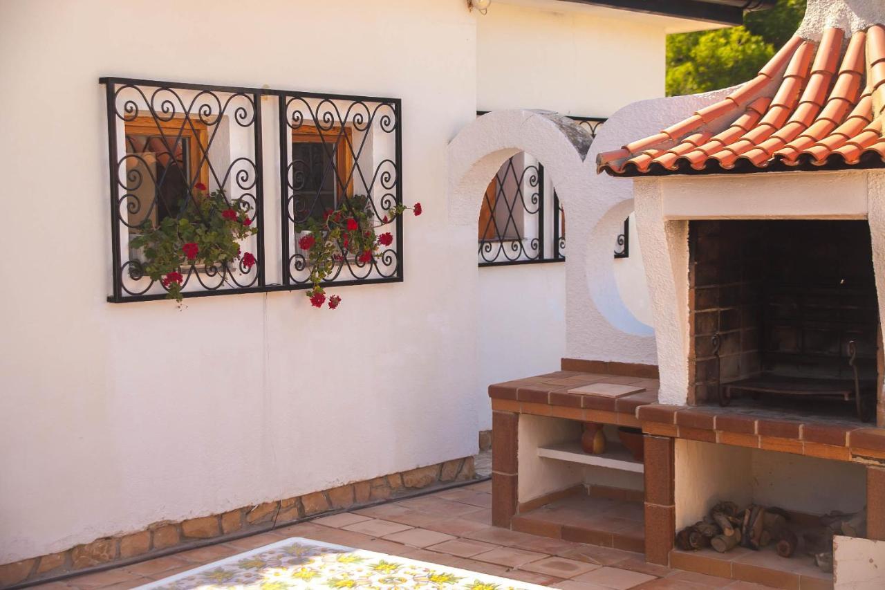 Altozano With Pool, Barbeque, Large Garden,&fantastic Sea Views Villa Benidorm
