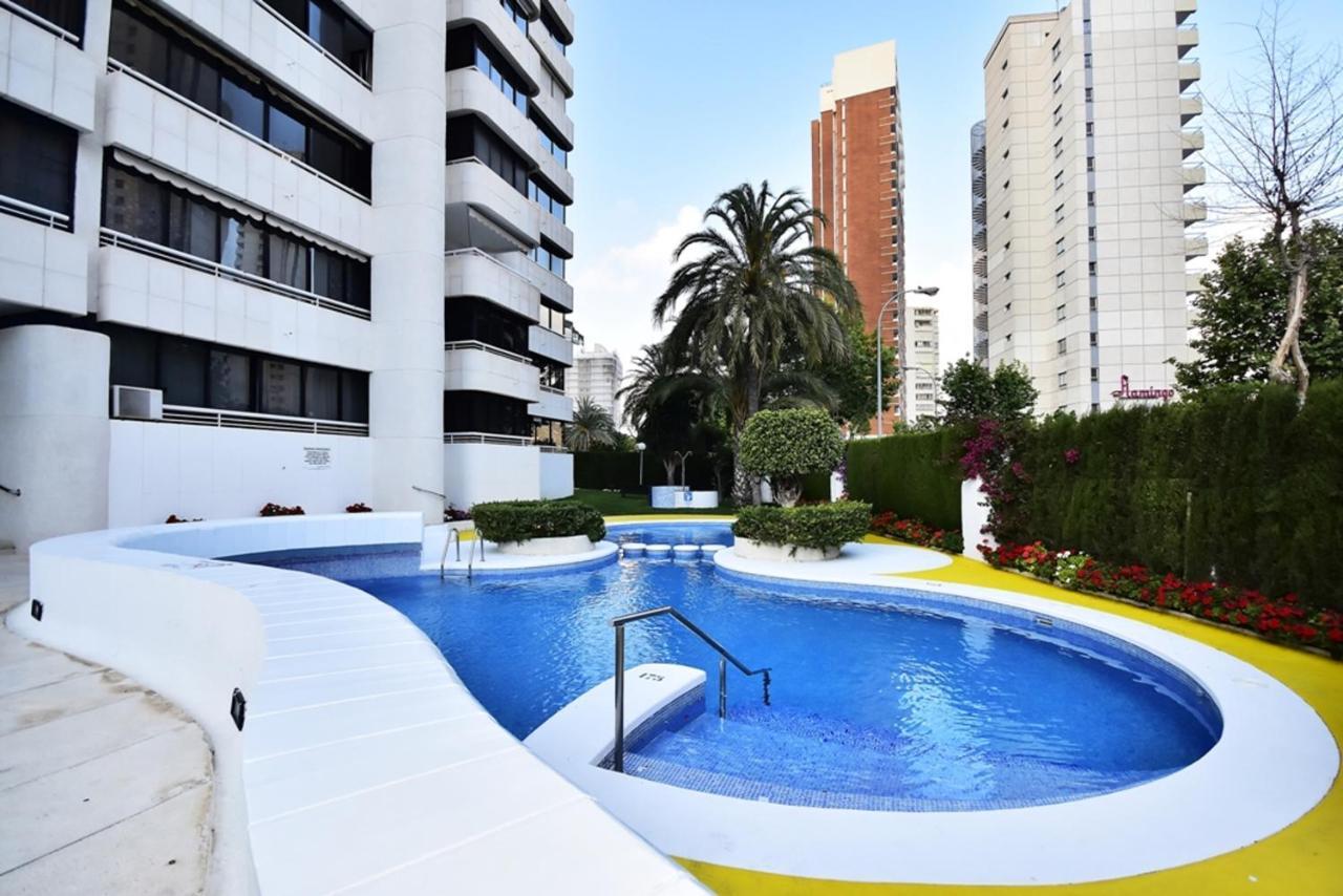 One Bedroom Appartement At Benidorm 700 M Away From The Beach With Sea View Shared Pool And Terrace Apartamento