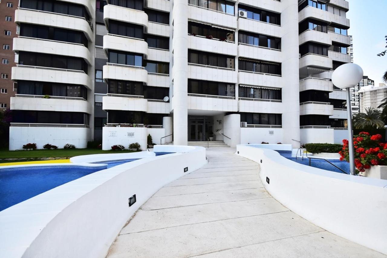 One Bedroom Appartement At Benidorm 700 M Away From The Beach With Sea View Shared Pool And Terrace Apartamento Benidorm