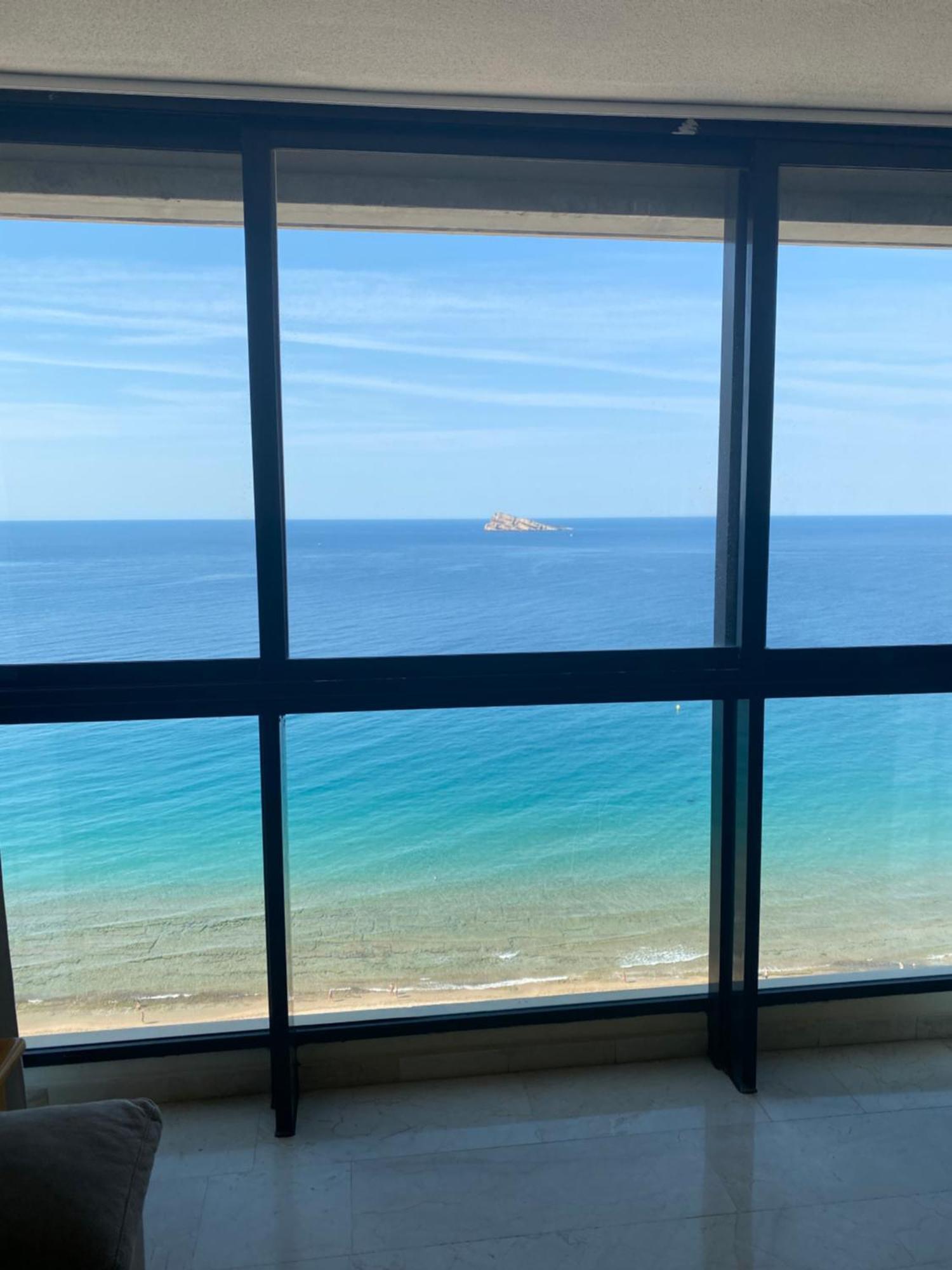 Primera Línea De Playa, Benidorm. Apartamento Benidorm