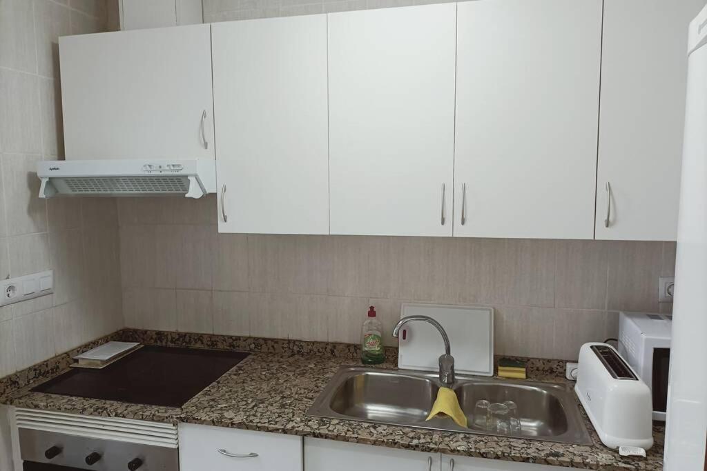 2 Bedroom Townhouse In Beautiful Gated Complex Сasa de vacaciones
